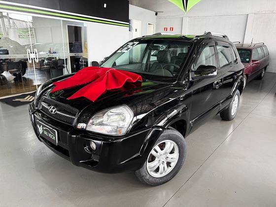 HYUNDAI TUCSON 2.0 MPFI GLS 16V 143CV 2WD GASOLINA 4P AUTOMÁTICO HYUNDAI TUCSON 2.0 MPFI GLS 16V 143CV 2WD GASOLINA 4P AUTOMÁTICO